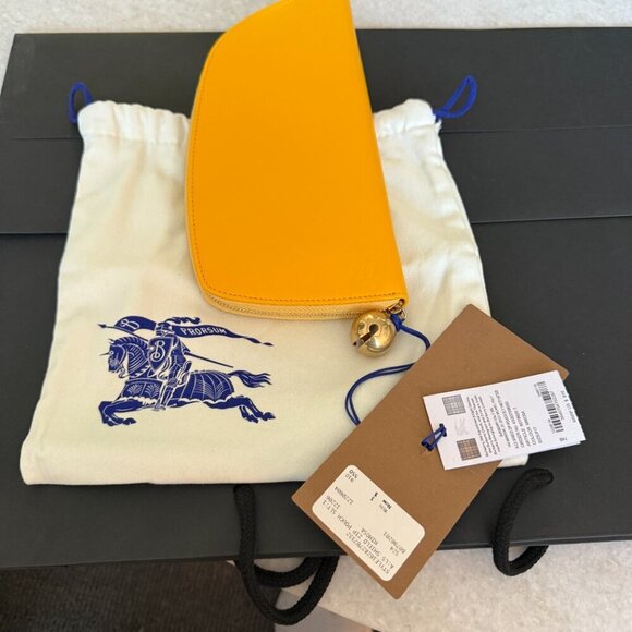 Burberry Women's Mimosa Orange Leather Large Shield Wallet - Picture 6 of 16